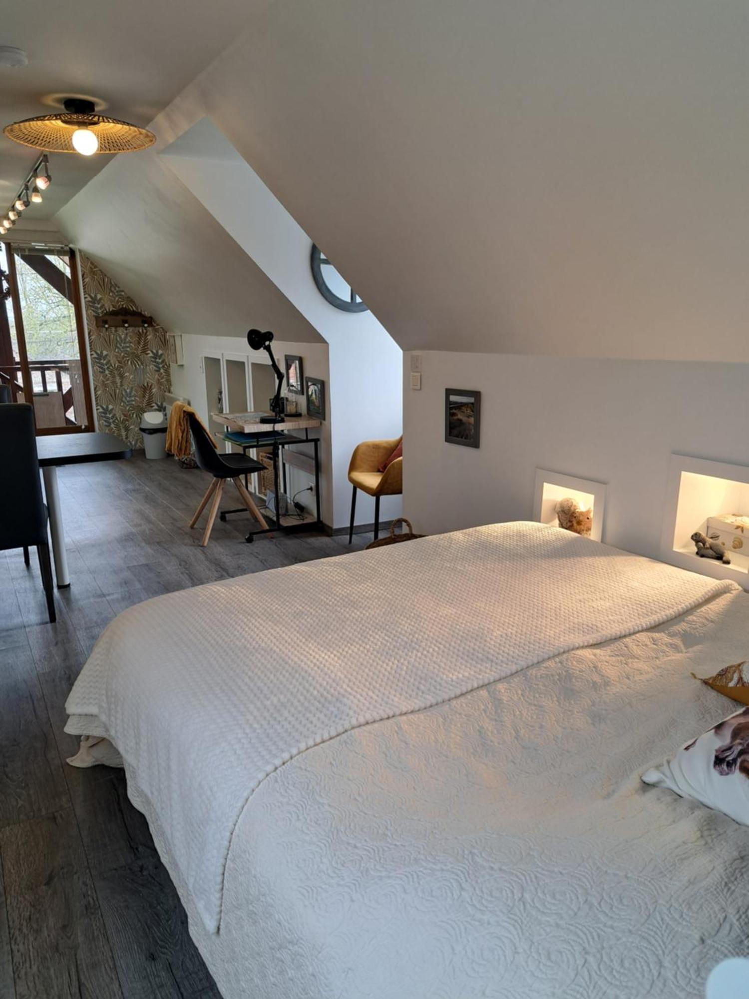 O loft des Croisiens Saint-Quentin-Lamotte-Croix-au-Bailly Exterior foto