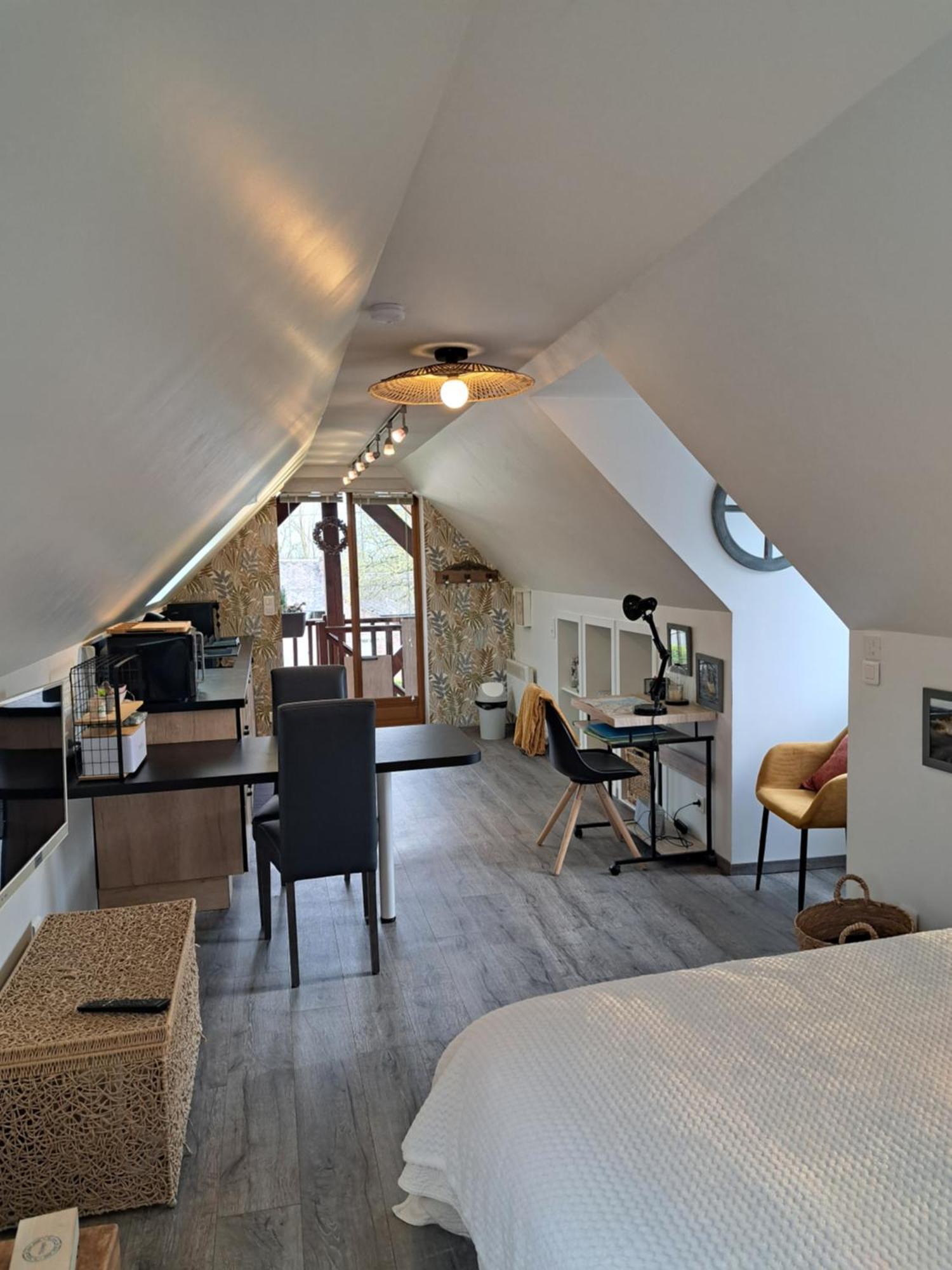 O loft des Croisiens Saint-Quentin-Lamotte-Croix-au-Bailly Exterior foto