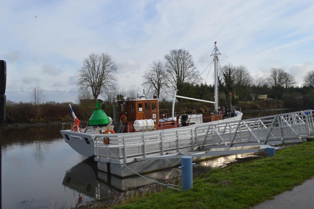 O loft des Croisiens Saint-Quentin-Lamotte-Croix-au-Bailly Exterior foto